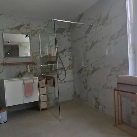 Duplex 3 Chambres-proche Centre *
